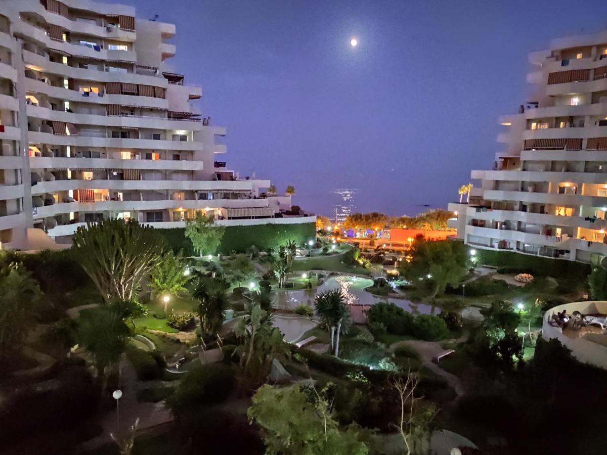 Apartamento En Benalbeach 贝纳尔马德纳 外观 照片