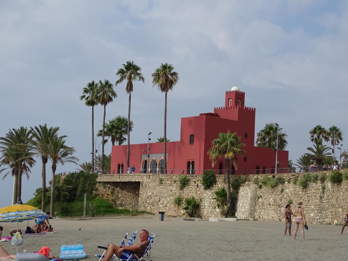 Apartamento En Benalbeach 贝纳尔马德纳 外观 照片