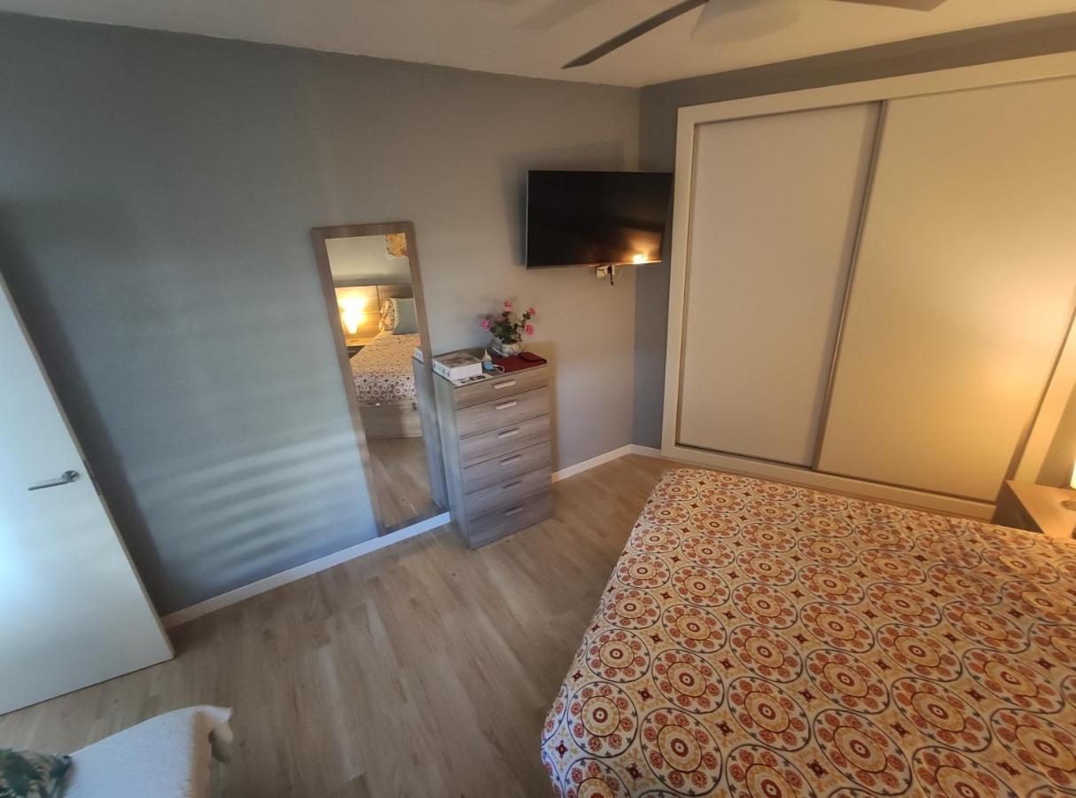 Apartamento En Benalbeach 贝纳尔马德纳 外观 照片