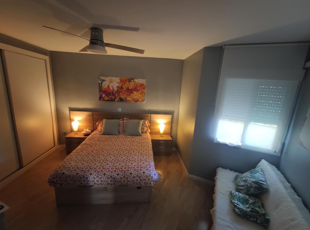 Apartamento En Benalbeach 贝纳尔马德纳 外观 照片