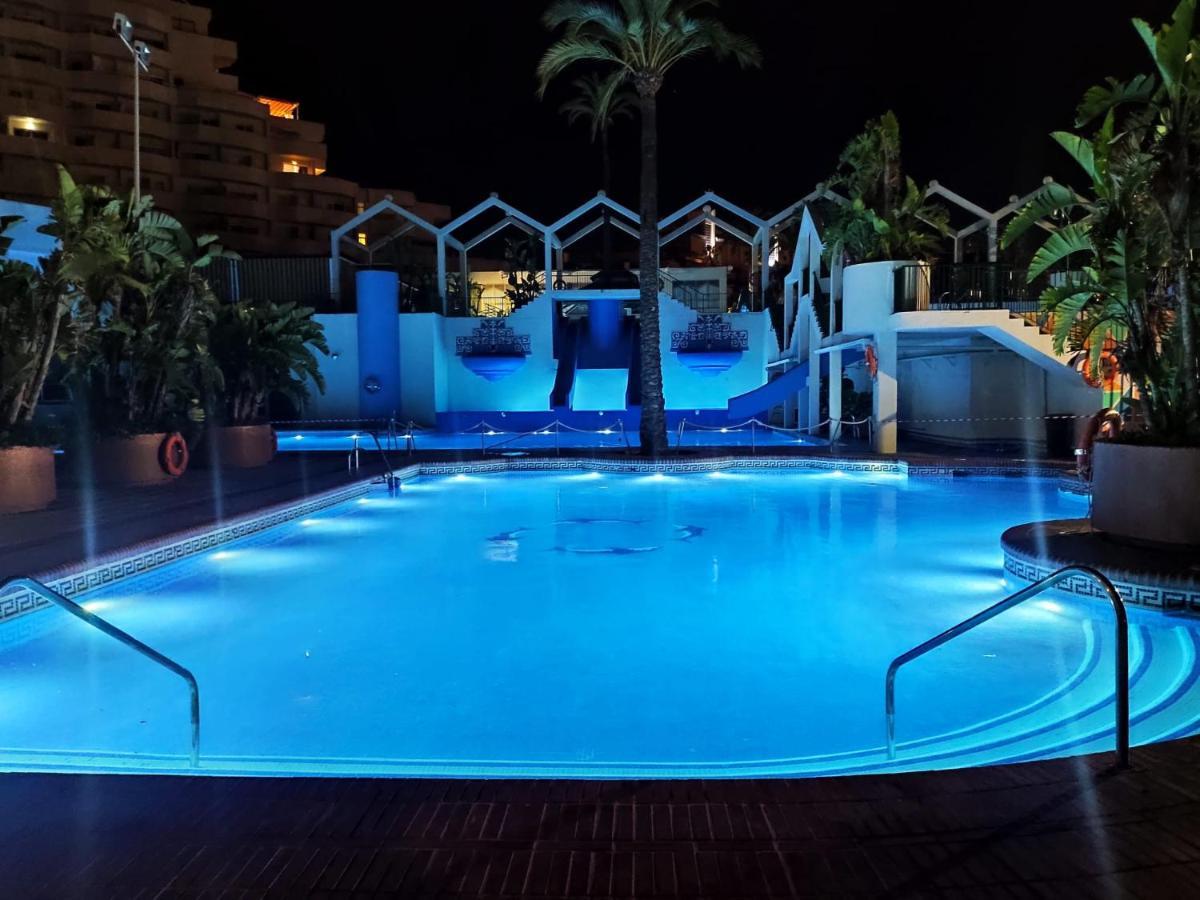 Apartamento En Benalbeach 贝纳尔马德纳 外观 照片