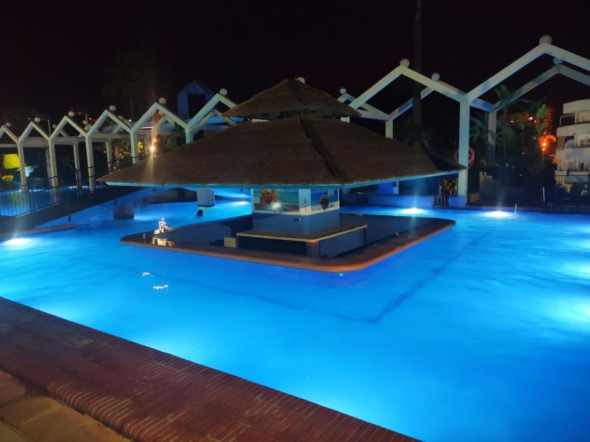 Apartamento En Benalbeach 贝纳尔马德纳 外观 照片